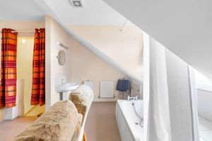 Photo 10- click for photo gallery